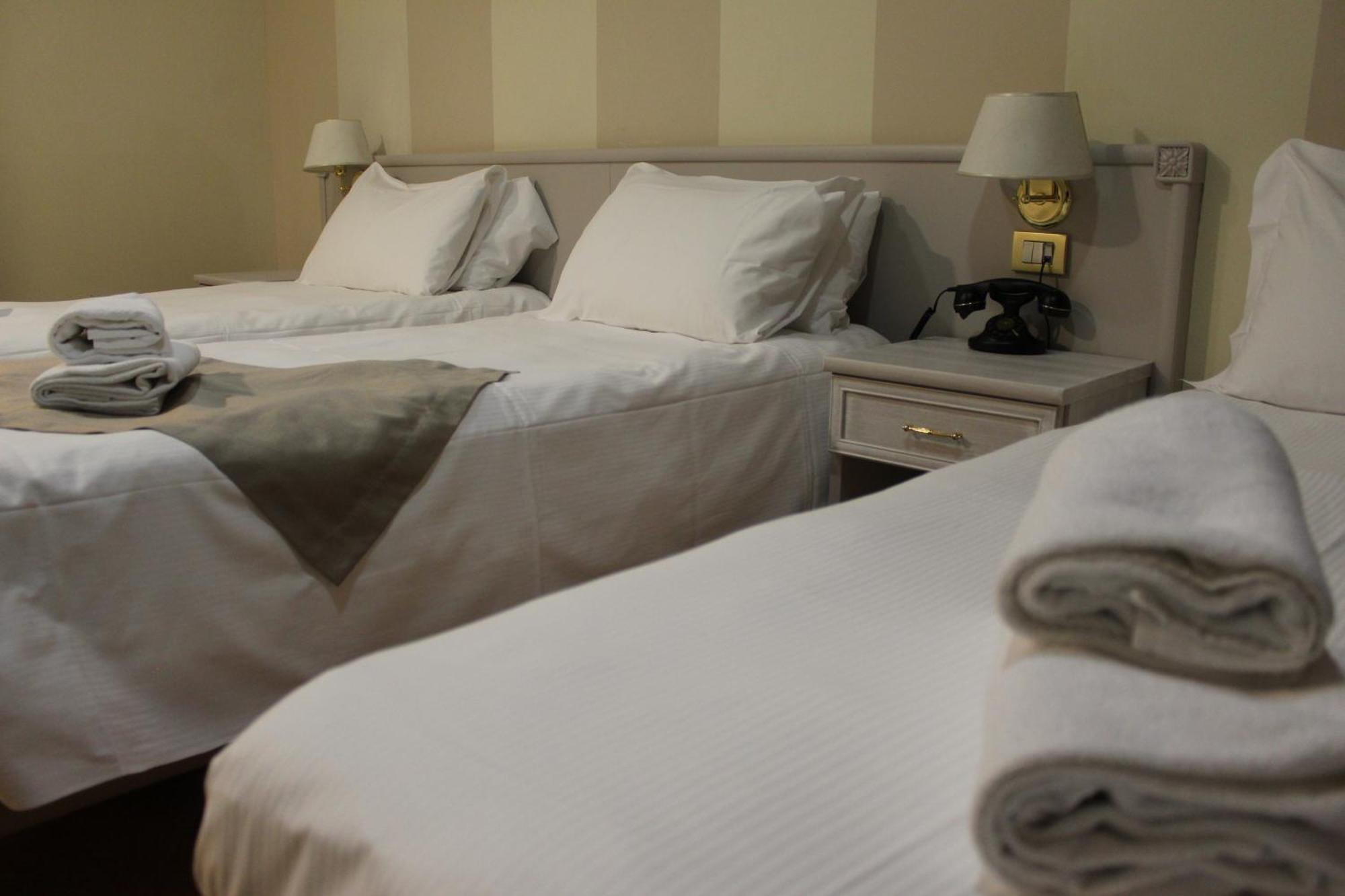 Impero Hotel Beauty & Spa - Bike Hotel Cantello Exterior photo